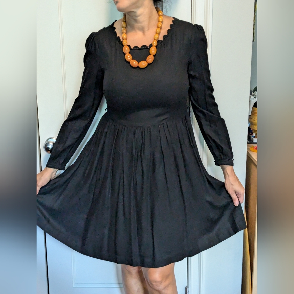 Boden Black Dress with Embroidered Details Sz 6